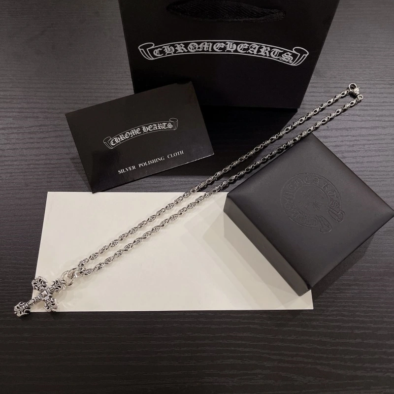 Chrxmx Hxxrts Necklaces Affordable 299463