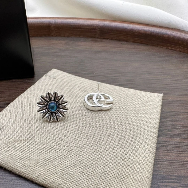 Fashionable Gxccx Earrings 305342