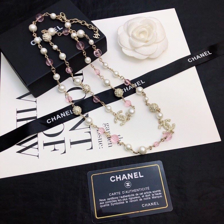 Bold Chxnxl Necklaces 288124