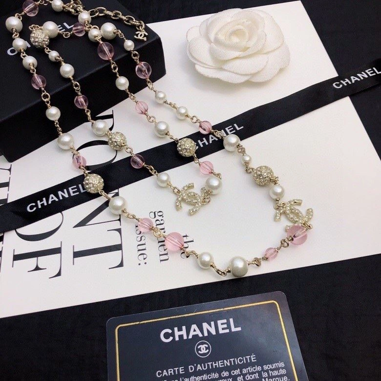 Bold Chxnxl Necklaces 288124