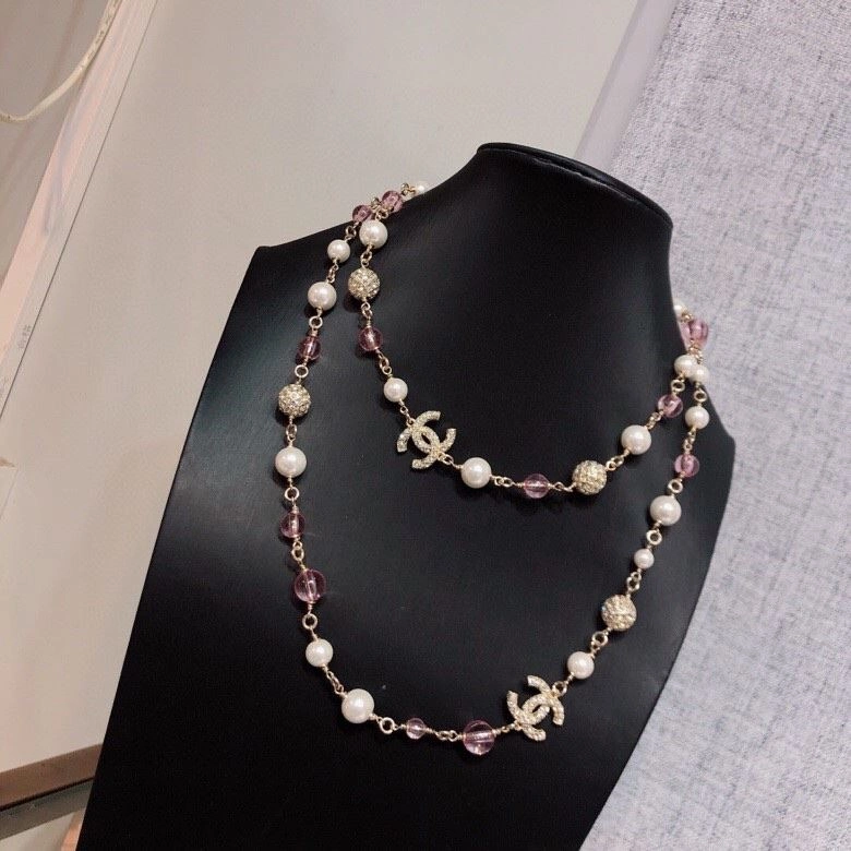 Bold Chxnxl Necklaces 288124