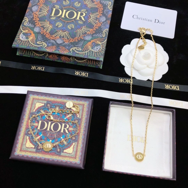 Reliable Christian Dxxr Necklaces 294698