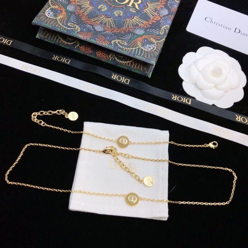 Reliable Christian Dxxr Necklaces 294698