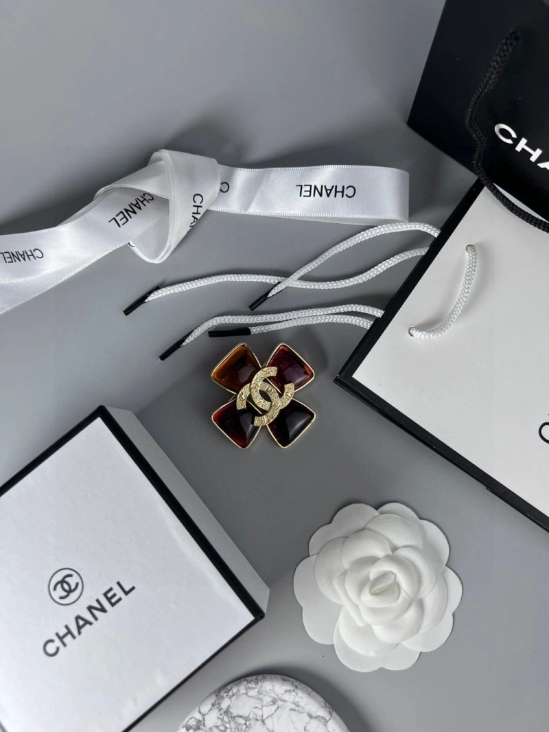 Chxnxl Brooches Cozy 289238