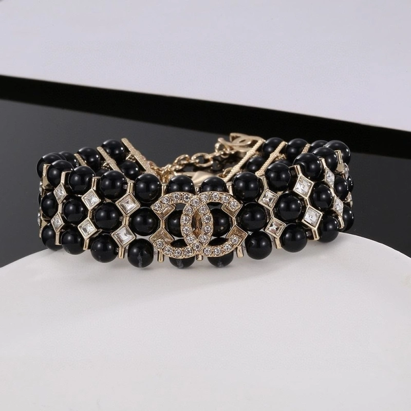 Flexible Chxnxl Necklaces 288119