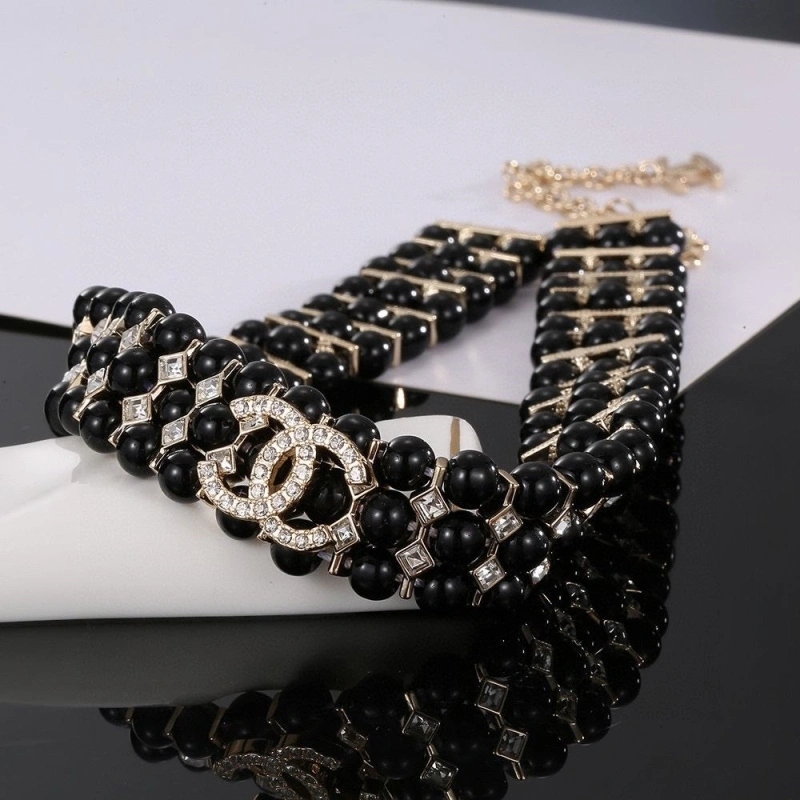 Flexible Chxnxl Necklaces 288119