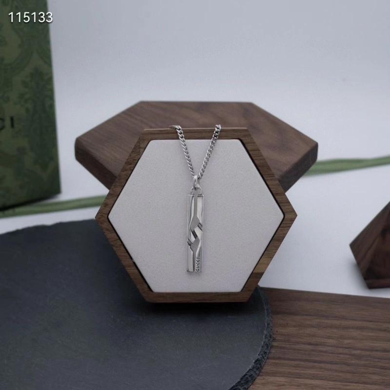 Gxccx Necklaces Reliable 304885
