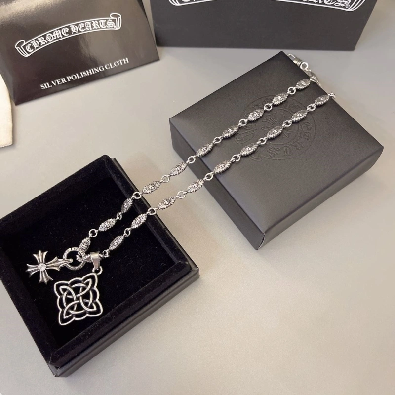 Chrxmx Hxxrts Necklaces Comfortable 299474
