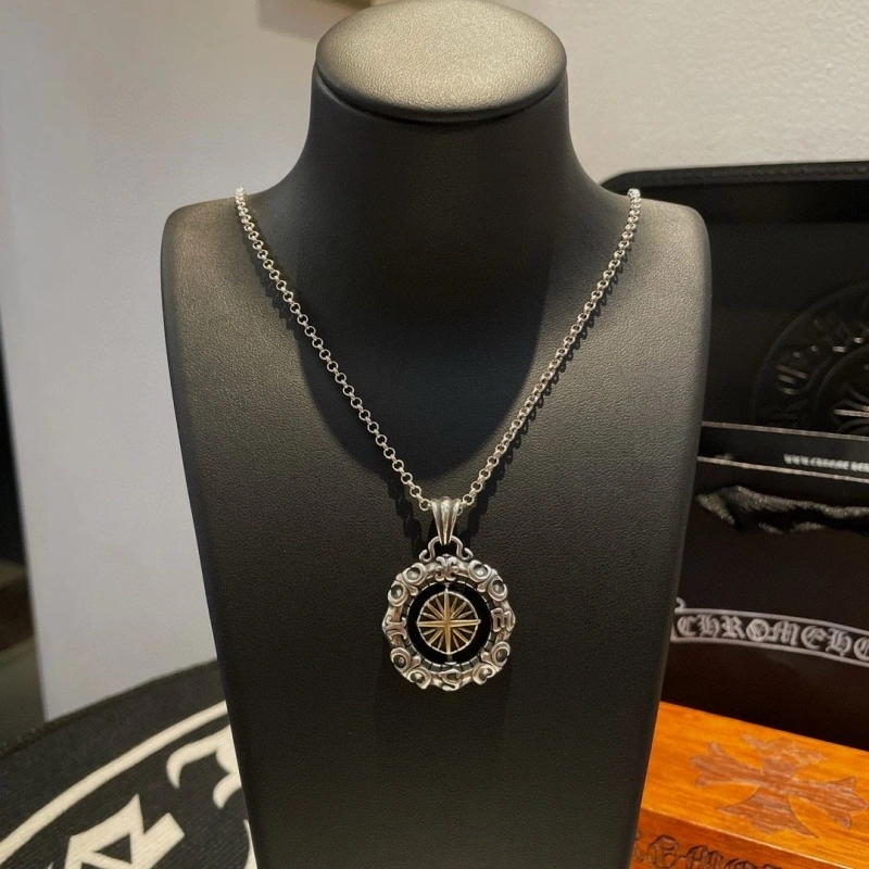 NewStyle Chrxmx Hxxrts Necklaces 299438