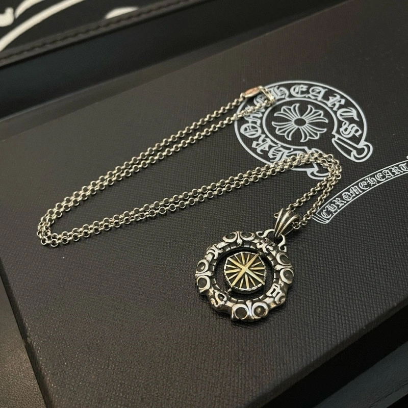 NewStyle Chrxmx Hxxrts Necklaces 299438