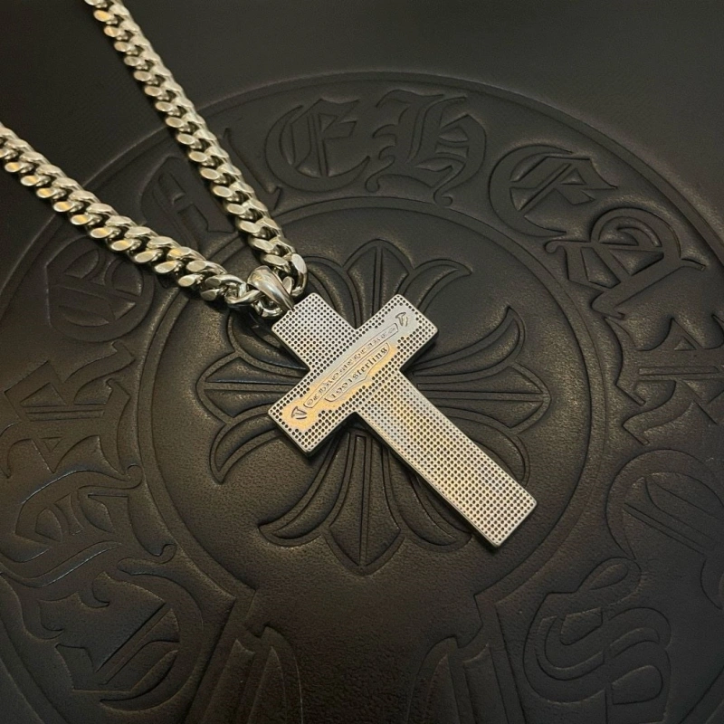 Vibrant Chrxmx Hxxrts Necklaces 299436