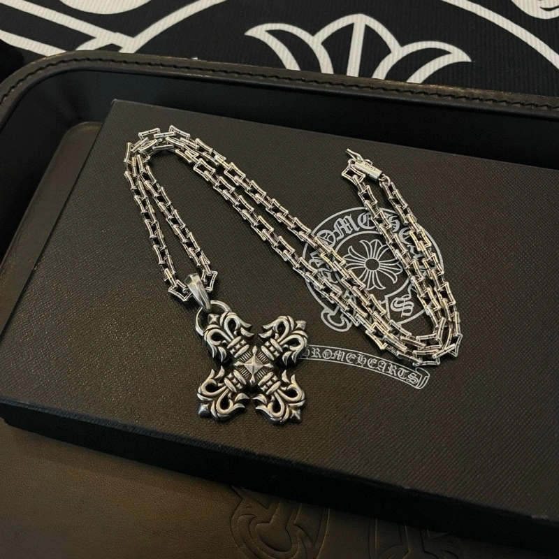 Cozy Chrxmx Hxxrts Necklaces 299428