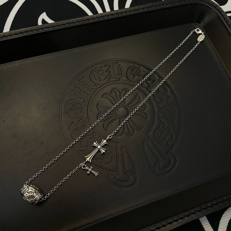 GoodFit Chrxmx Hxxrts Necklaces 299418