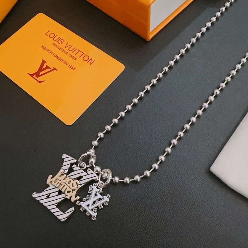 Modern LX Necklaces 310579