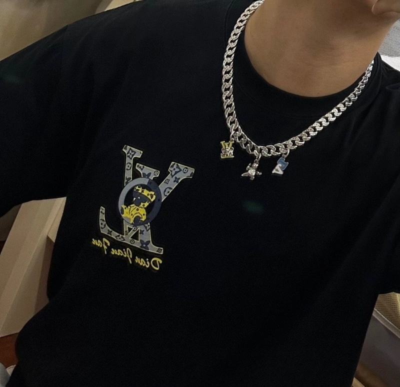 Resilient LX Necklaces 310576