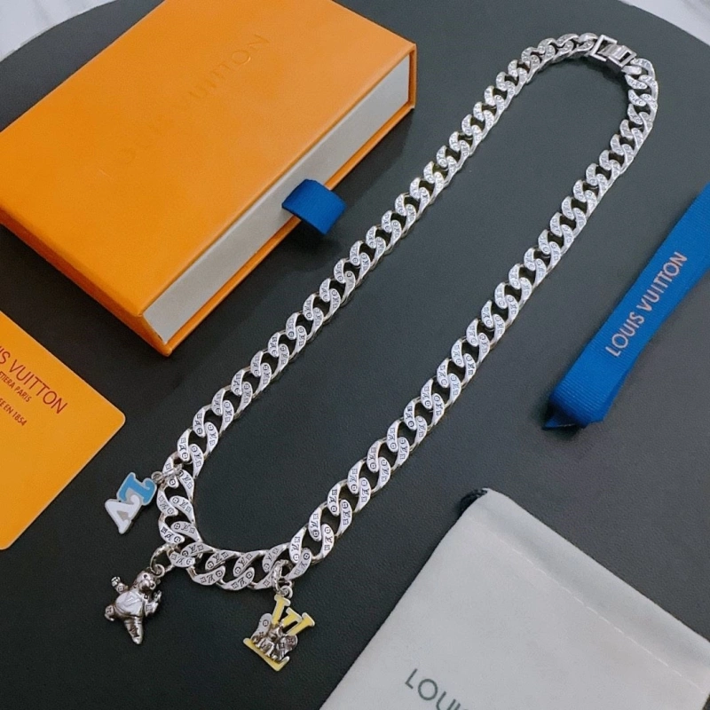 Resilient LX Necklaces 310576