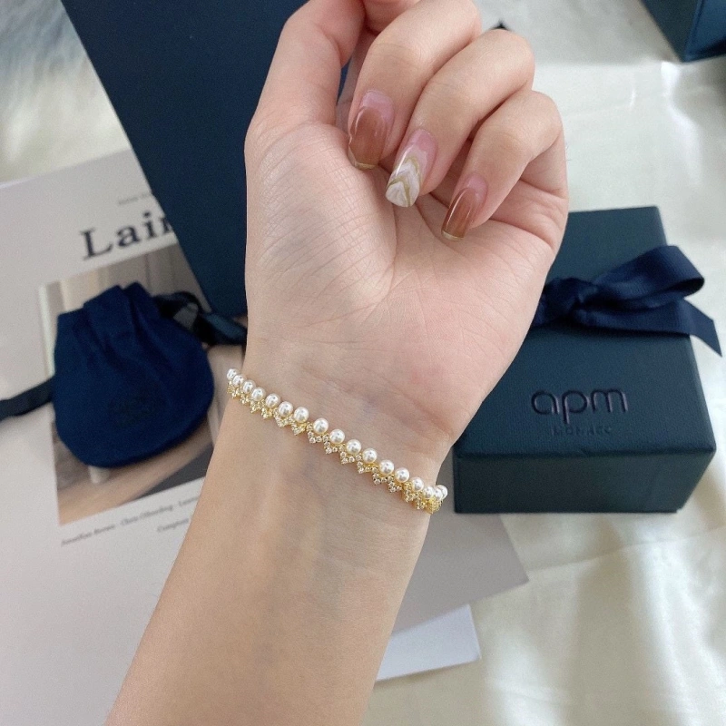 Cozy Axm Bracelets 281765