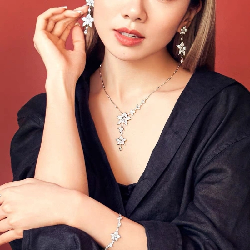 Vibrant Axm Necklaces 281541