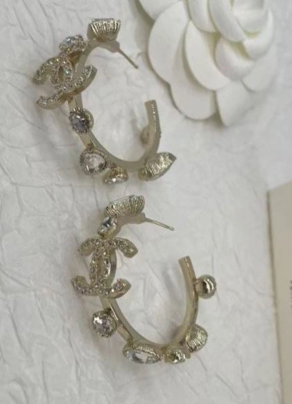 Lightweight Chxnxl Earrings 288670