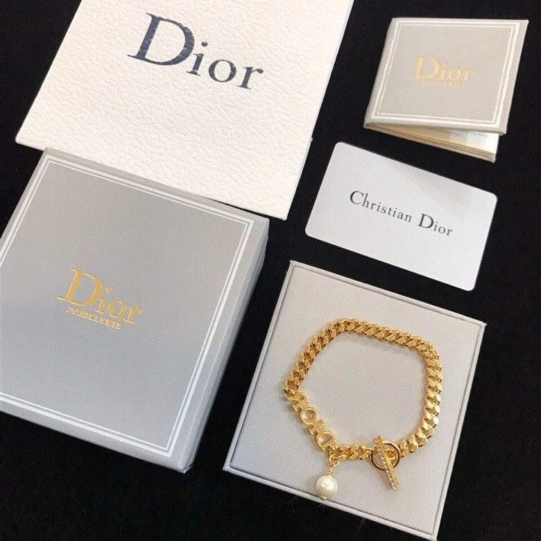 Christian Dxxr Necklaces Affordable 294696