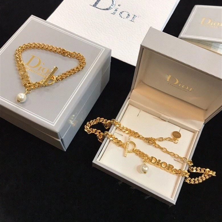Christian Dxxr Necklaces Affordable 294696