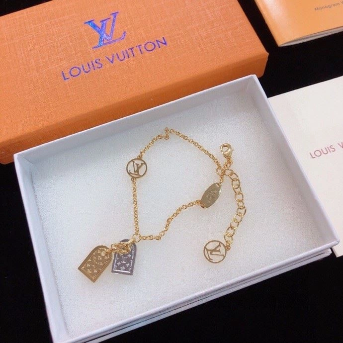 Versatile LX Necklaces 310593
