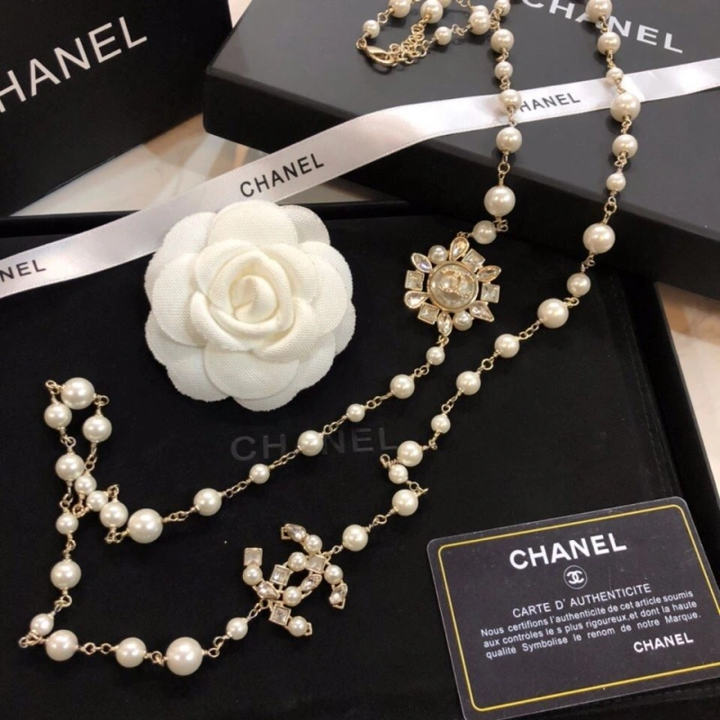 Breathable Chxnxl Necklaces 288103