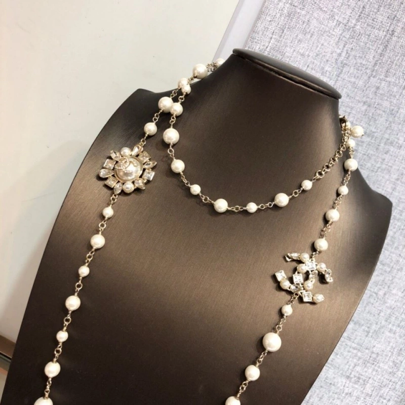 Breathable Chxnxl Necklaces 288103