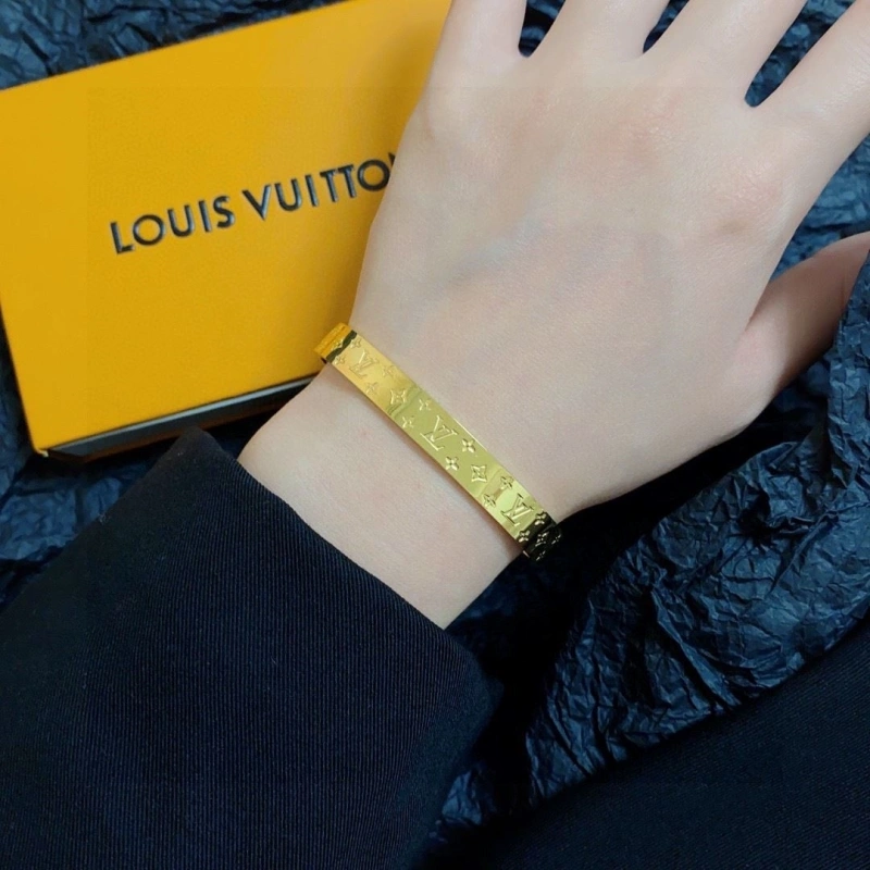 Unique LX Bracelets 311113