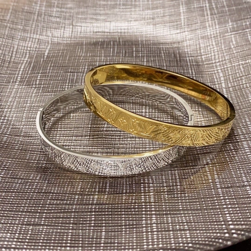 Unique LX Bracelets 311113