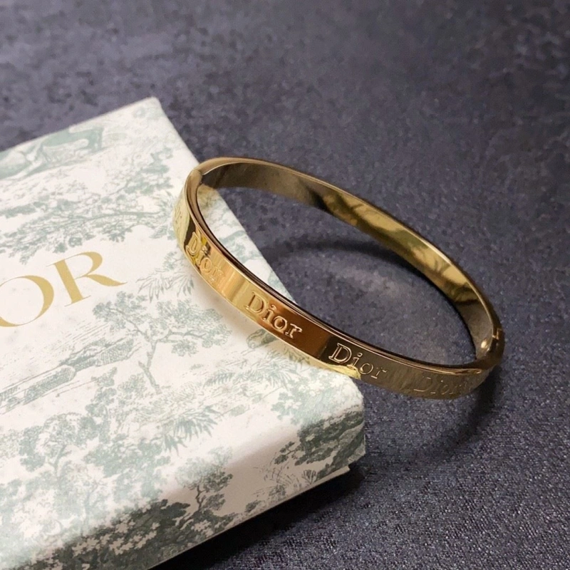 Christian Dxxr Bracelets Fashionable 294987