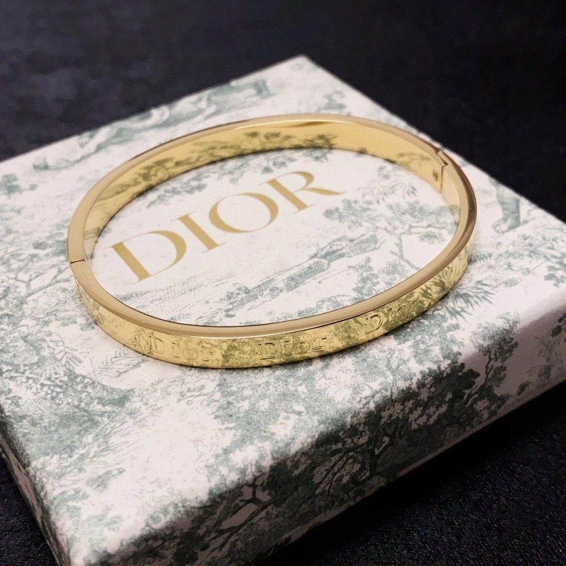 Christian Dxxr Bracelets Fashionable 294987