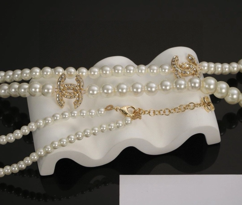 Minimalist Chxnxl Necklaces 288097