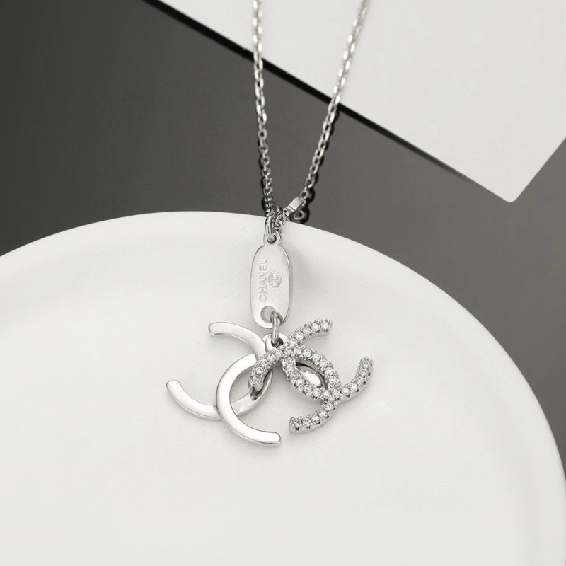 Timeless Chxnxl Necklaces 288096