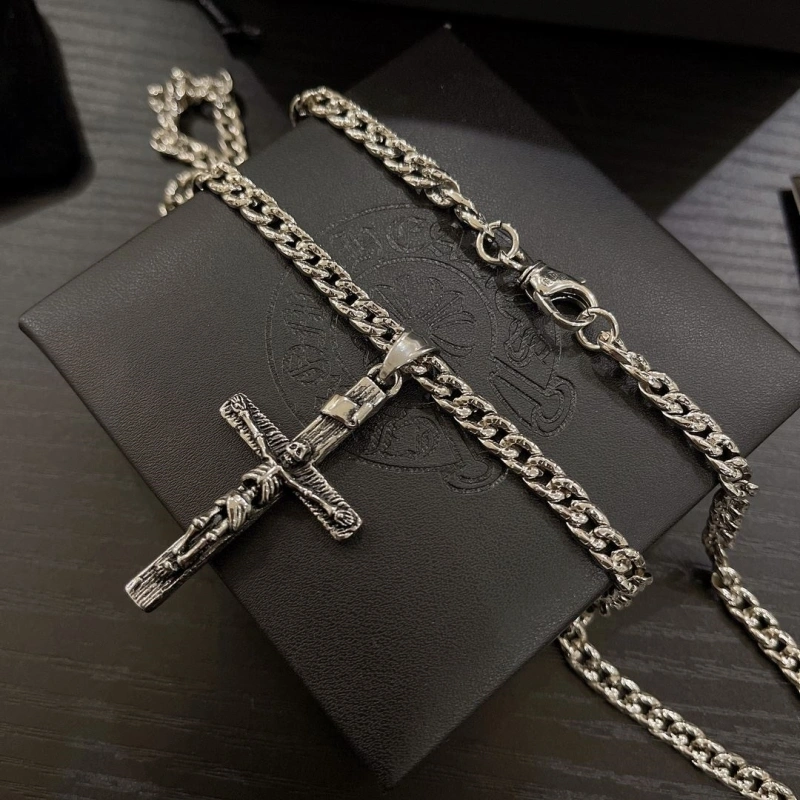 UrbanStyle Chrxmx Hxxrts Necklaces 299405