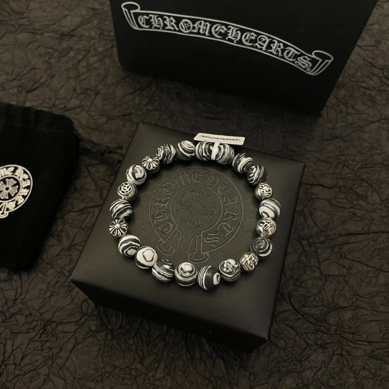 Fashionable Chrxmx Hxxrts Bracelets 300055