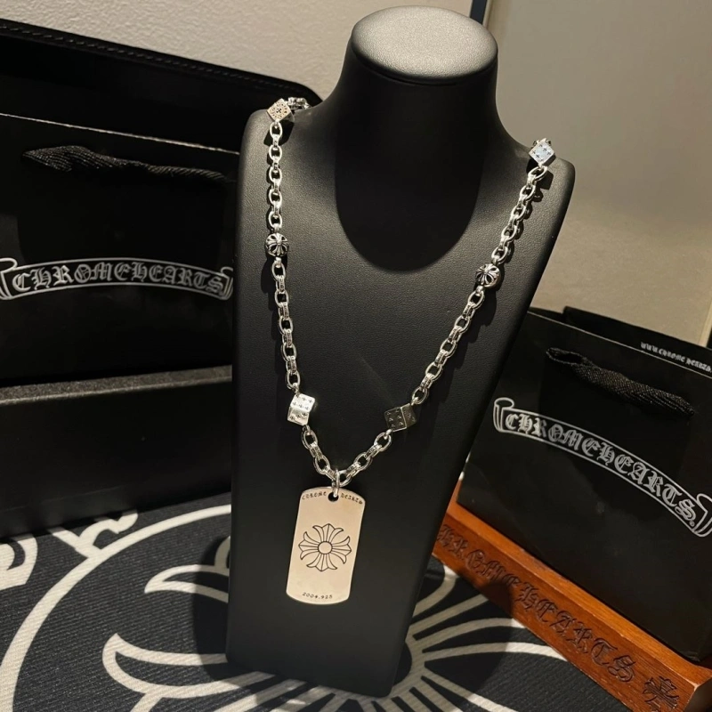 Trendsetting Chrxmx Hxxrts Necklaces 299404