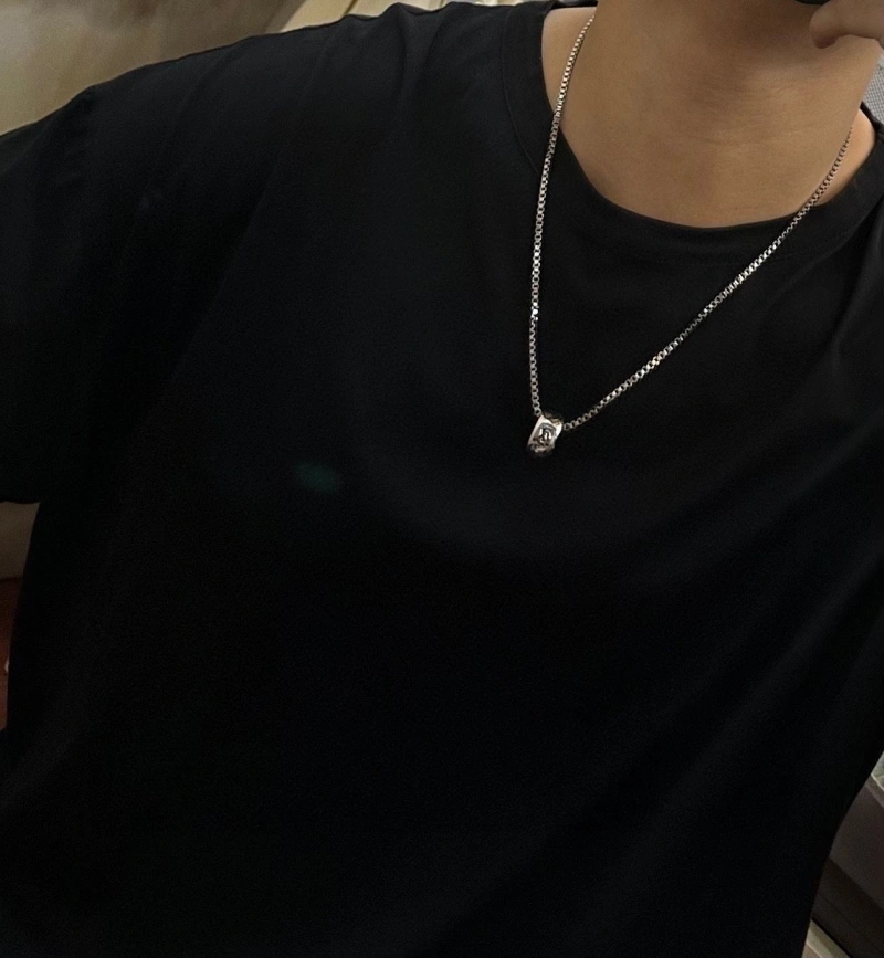 Trendsetting LX Necklaces 310563