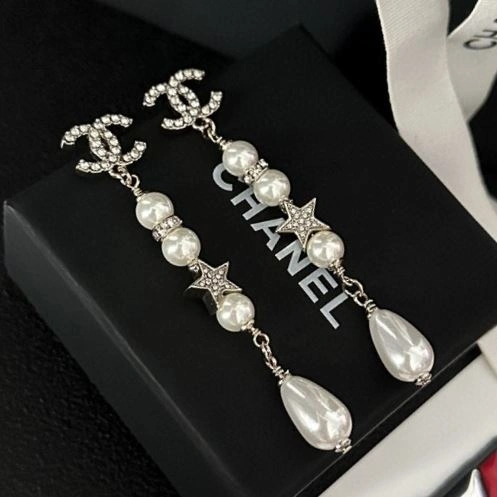 Trendsetting Chxnxl Earrings 288633