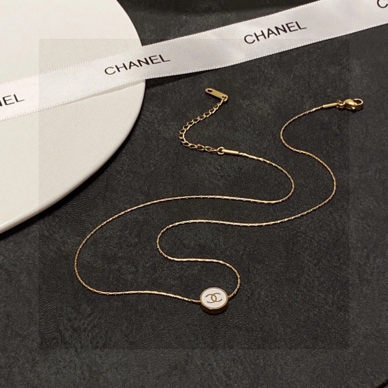 Bright Chxnxl Necklaces 288085