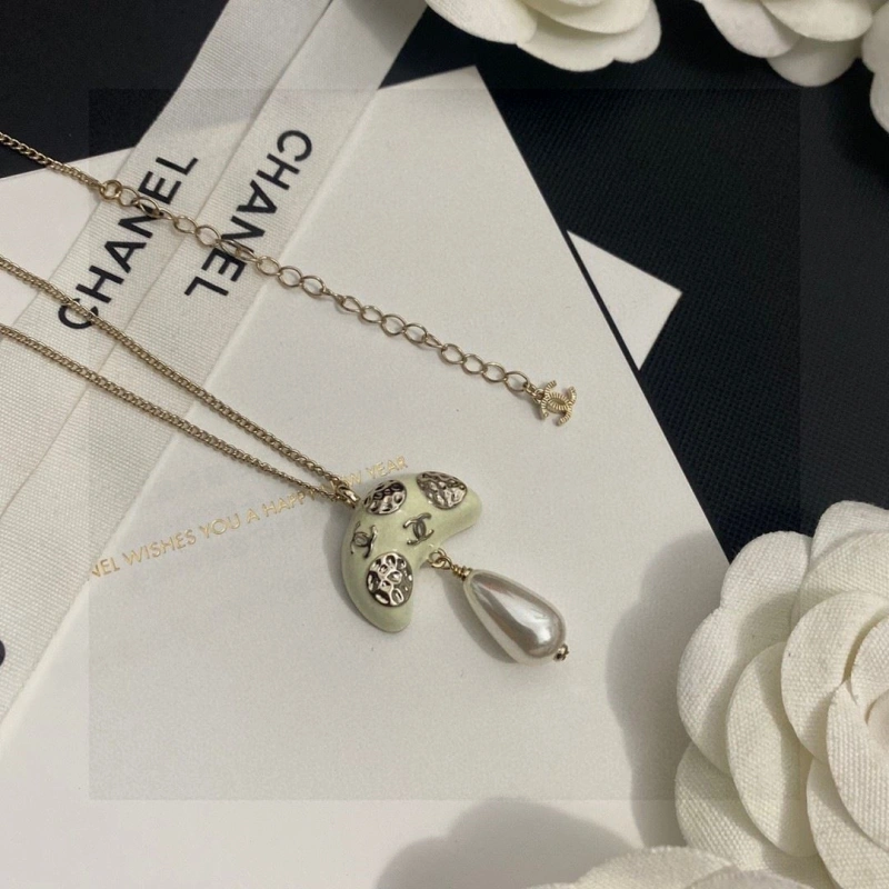 Affordable Chxnxl Necklaces 288077