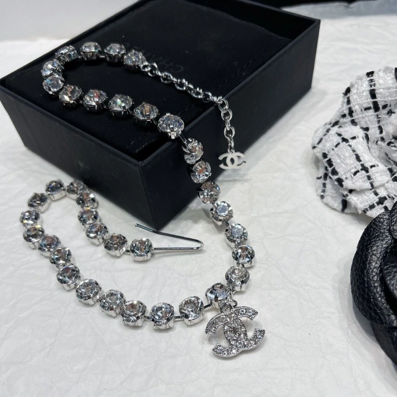 HighQuality Chxnxl Necklaces 288078