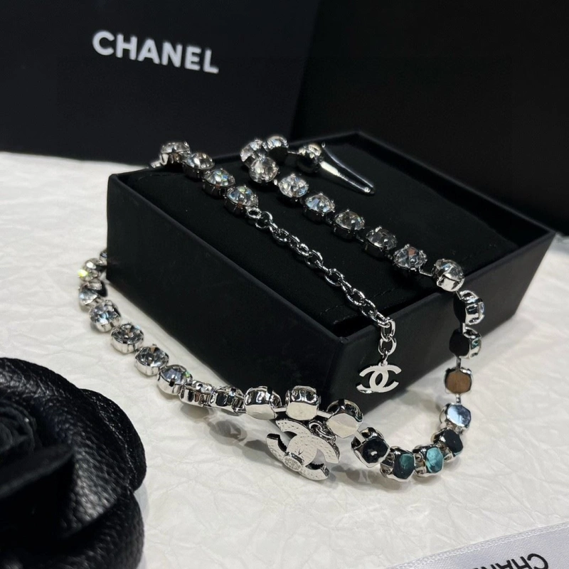 HighQuality Chxnxl Necklaces 288078