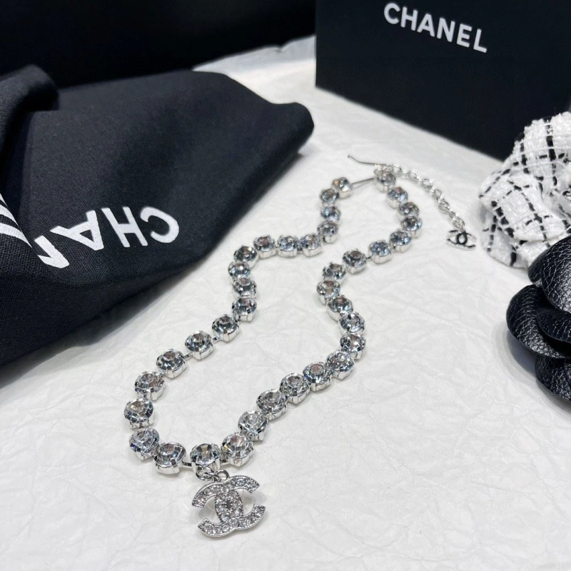 HighQuality Chxnxl Necklaces 288078