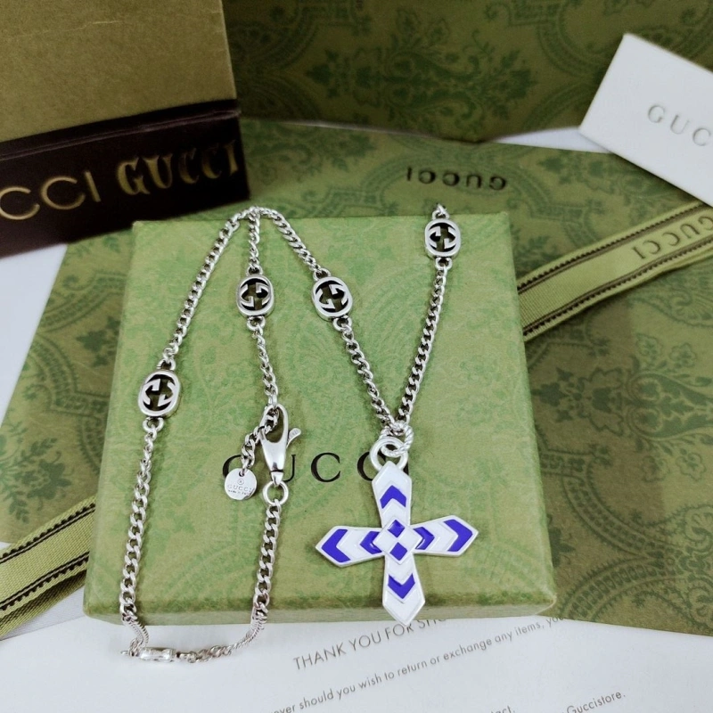 EyeCatching Gxccx Necklaces 304858