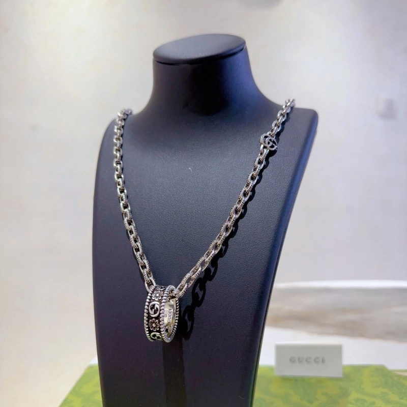 Vibrant Gxccx Necklaces 304853