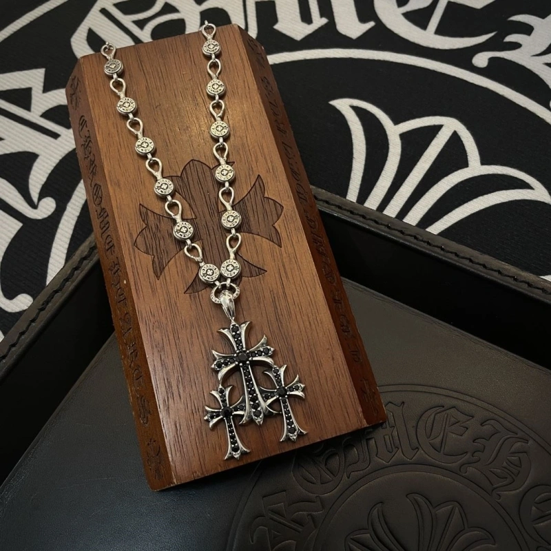 GoodFit Chrxmx Hxxrts Necklaces 299384