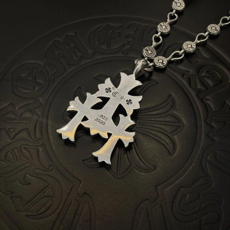 GoodFit Chrxmx Hxxrts Necklaces 299384