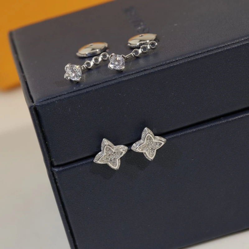 LX Earrings Affordable 311005