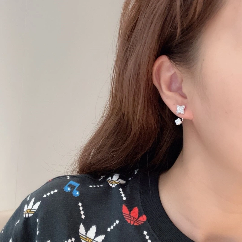 LX Earrings Affordable 311005